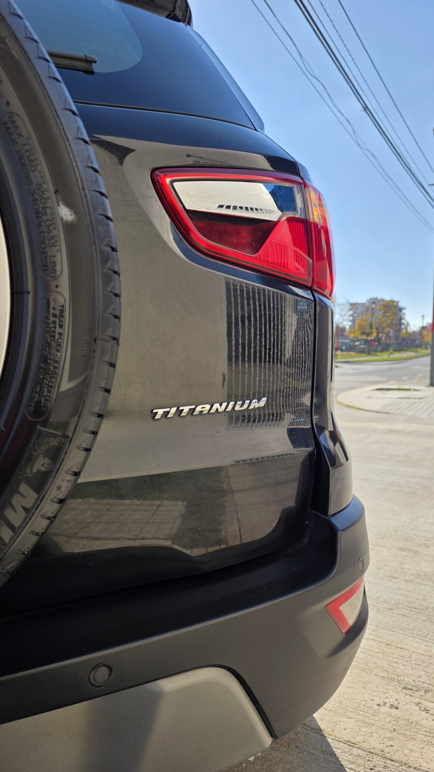 
								FORD ECOSPORT TITANIUM full									