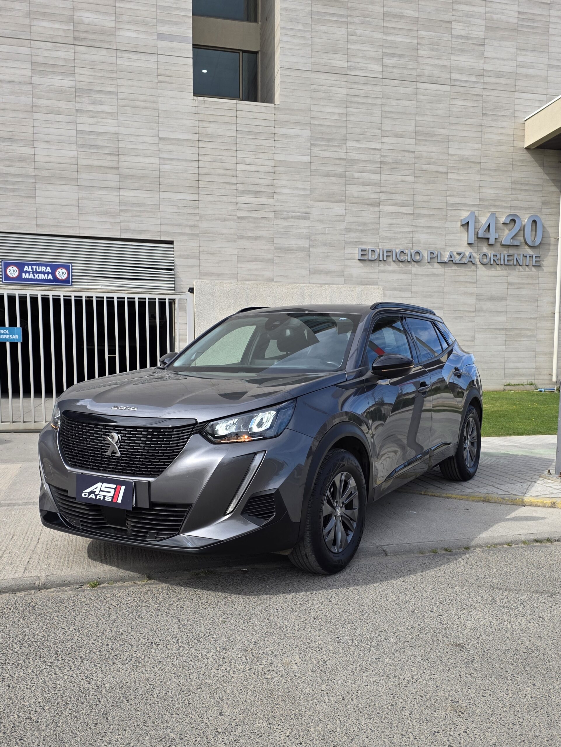 PEUGEOT 2008